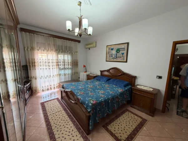 Tirane, jepet me qera apartament 2+1 Kati 7, (rruga e kavajes)