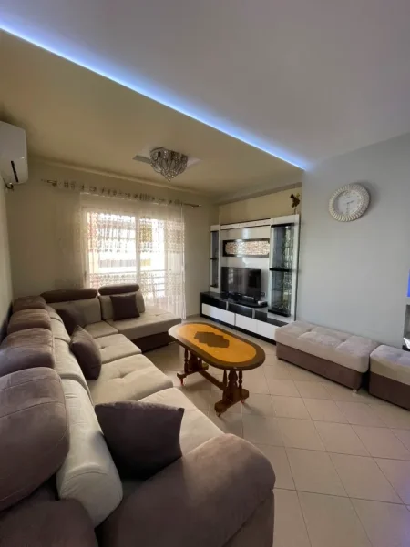 Vlore, shitet apartament 1+1 , 60 m² 182.000 € (VLORE)