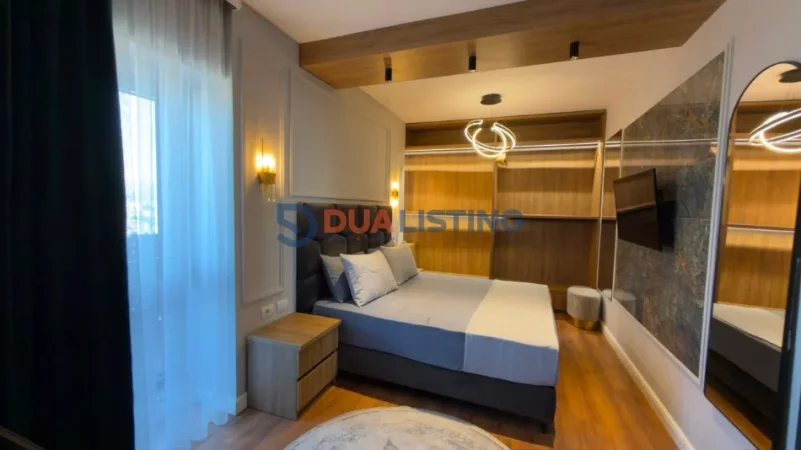 Tirane, jepet me qera apartament 3+1 , 2.500 € 