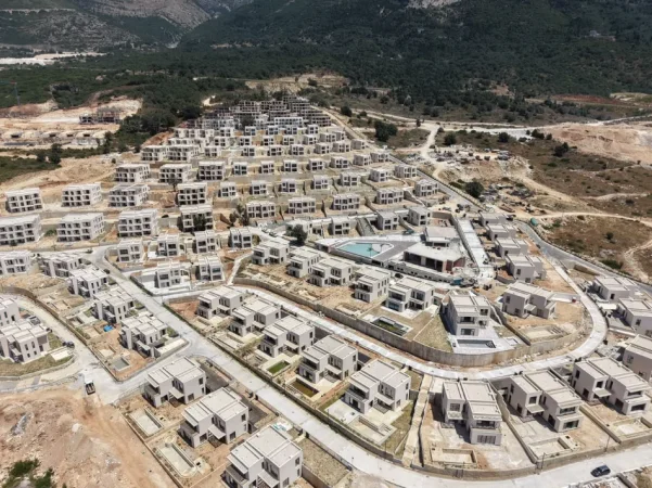 Dhermi - Palase, shitet Vile Vile 2 Katshe , 690 m² 1.400.000 € (San Nicolas, Drimadhë / Palasë)