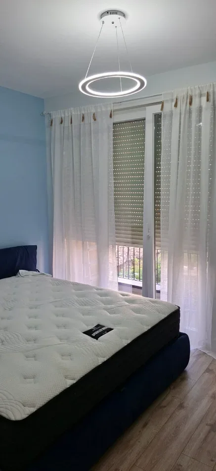 Tirane, jepet me qera apartament 1+1 Kati 2, 