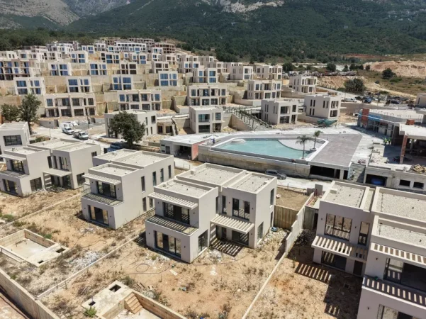 Dhermi - Palase, shitet Vile Vile 2 Katshe , 440 m² 1.300.000 € (San Nicolas, Drimadhë / Palasë)