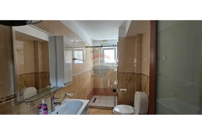 Tirane, jepet me qera apartament 1+1 Kati 2, 69 m² 600 € (21 dhjetori)