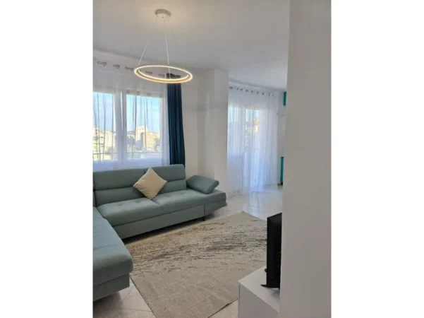 Durres, shitet apartament 1+1+Ballkon Kati 7, 72 m² 98.000 € (Plazh)