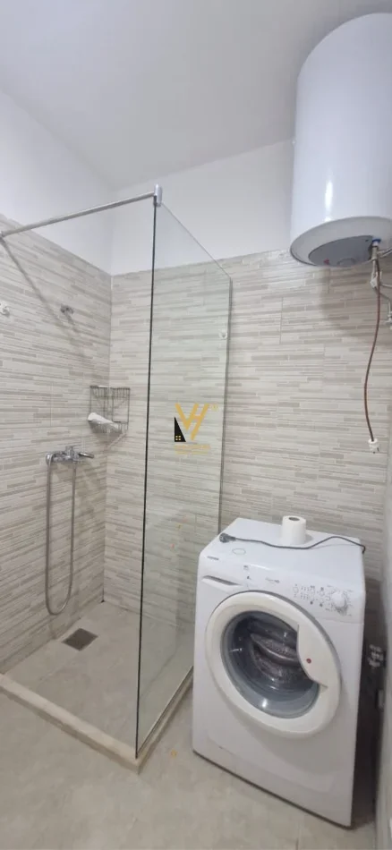 Tirane, jepet me qera apartament 2+1+Ballkon Kati 2, 75 m² 520 € (QSUT)