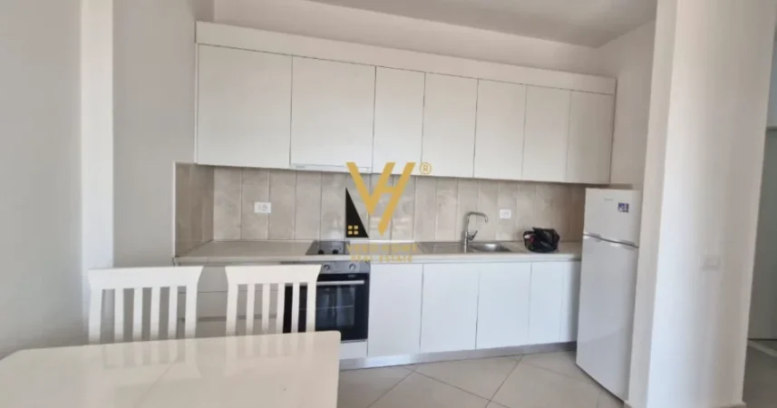 Tirane, jepet me qera apartament 2+1+Ballkon Kati 2, 75 m² 520 € (QSUT)