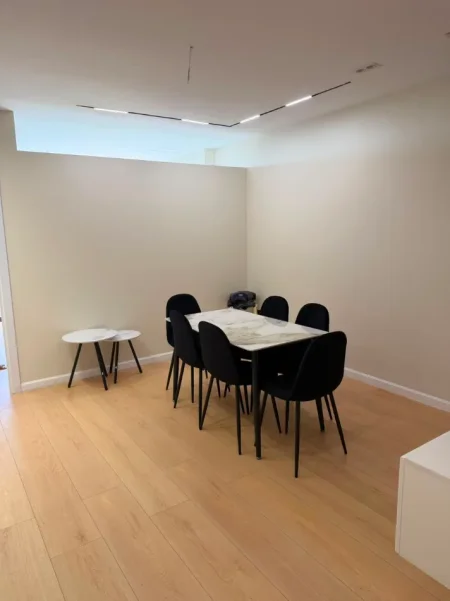 Tirane, jepet me qera apartament 2+1 Kati 11, 90 m² (Rruga e Kavajes)