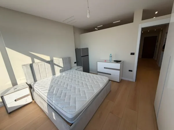 Tirane, jepet me qera apartament 2+1 Kati 11, 90 m² (Rruga e Kavajes)