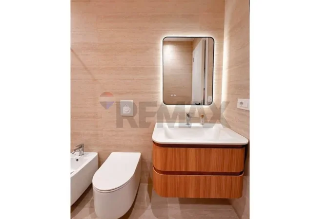 Tirane, shitet apartament 1+1 Kati 1, 51 m² 