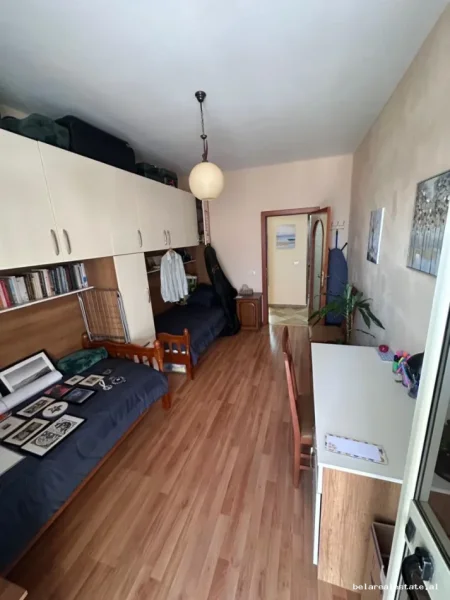Tirane, jepet me qera apartament 2+1+Ballkon Kati 5, 90 m² 690 € (Panorama)