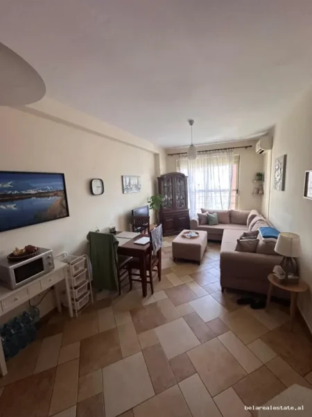 Tirane, jepet me qera apartament 2+1+Ballkon Kati 5, 90 m² 690 € (Panorama)