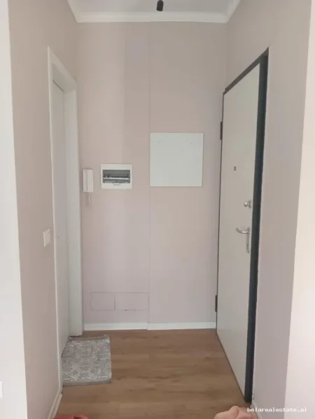 Tirane, jepet me qera apartament 1+1+Ballkon Kati 9, 60 m² 500 € (Don Bosko)