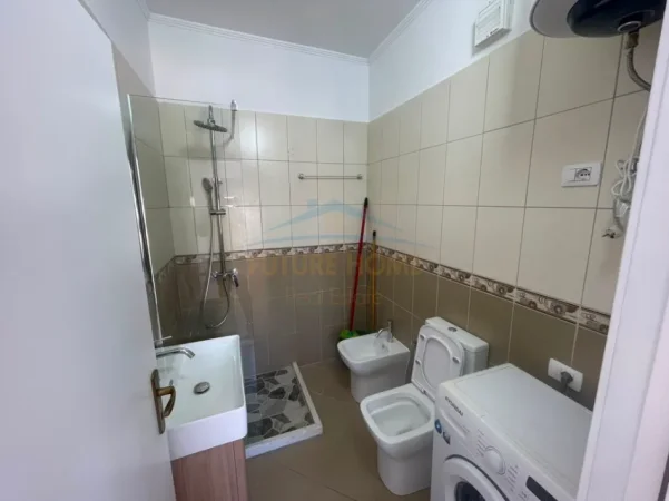 Tirane, shes apartament 1+1+Ballkon Kati 3, 73 m² 153.000 € (Kodra e Diellit)