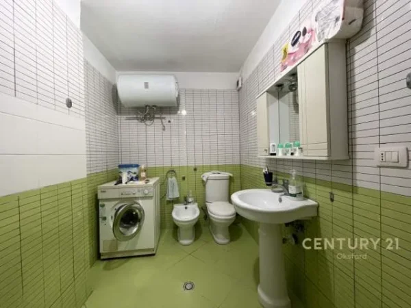 Tirane, shitet apartament 2+1+2+BLK Kati 2, 111 m² 91.000 Euro (Astir)