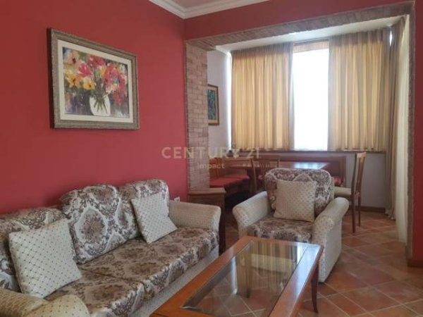 Tirane, jepet me qera apartament 2+1, te SELVIA prane Gjimnazit "PARTIZANI", 400 euro/muaj