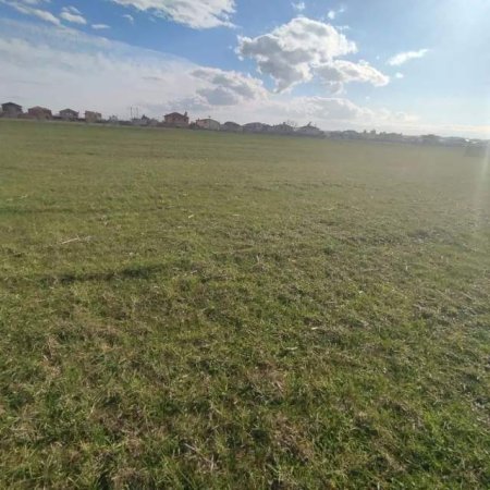 Kavaje, shes toke 2.800 m² 84.000 Euro (Ura e Leshniqes)