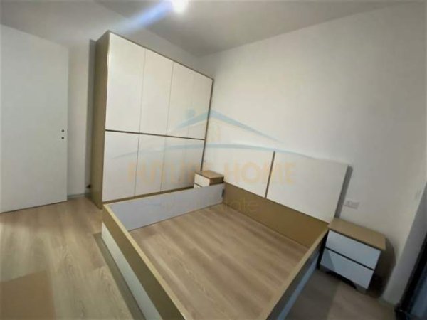 Tirane, jepet me qera apartament 2+1 Kati 9, 75 m² 400 Euro (rruga e dibres)