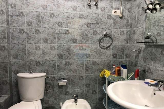 Tirane, jepet me qera apartament 1+1+BLK Kati 5, 85 m² 450 Euro (Blloku)