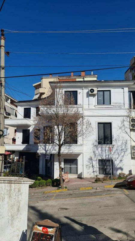 Tirane, shes ambjent biznesi 822 m² 1.150.000 Euro (Kodra e Diellit)