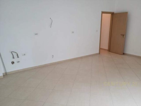 For sale 2 bedrooms apartment with sea view, Sarande