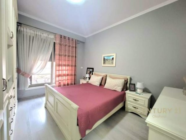 Tirane, jepet me qera apartament Kati 2, 73 m² 600 Euro