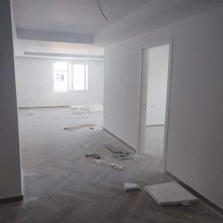 Kavaje, shes apartament Kati 5, 116 m² 113.400  (Mali i Robit)