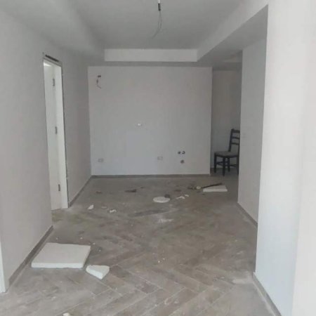 Kavaje, shes apartament Kati 5, 116 m² 113.400  (Mali i Robit)