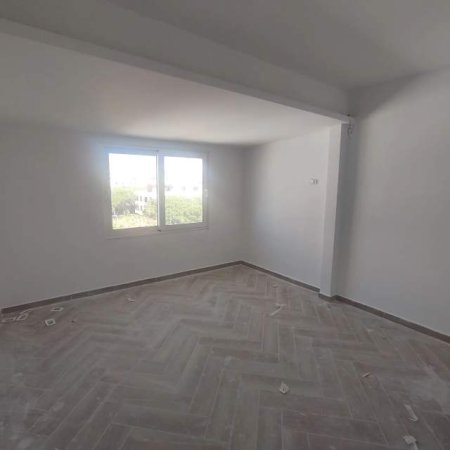 Kavaje, shes apartament Kati 5, 116 m² 113.400  (Mali i Robit)