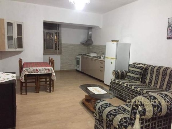 Tirane, Apartament 2+1 per qira Kati 2, 75 m² 300 Euro