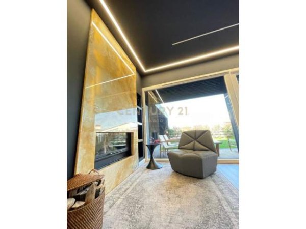 Tirane, jepet me qera Vile 3+1+A+BLK Kati 0, 385 m² 2.000 Euro (Lunder)
