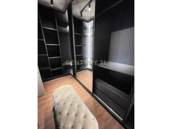 Tirane, jepet me qera Vile 3+1+A+BLK Kati 0, 175 m² 1.800 Euro (Lunder)