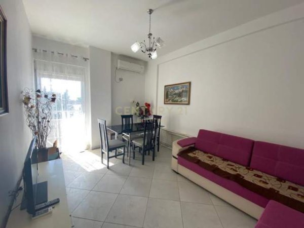 Vlore, shitet apartament 2+1+BLK Kati 2, 85 m² 122.000 Euro (lungomare)