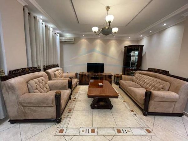 Tirane, jap me qera apartament 3+1+A+BLK Kati 7, 168 m² 650 Euro (Selvia)