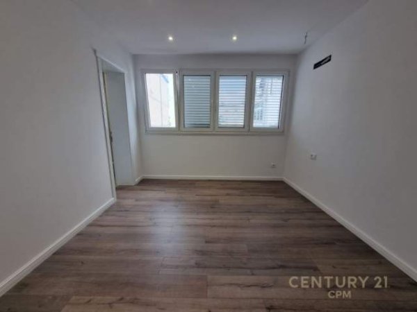 Tirane, shitet apartament 2+1 prane MOZAIKUT TE TIRANES, 108 m² 137.000 Euro