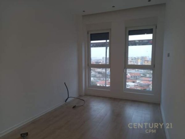 Tirane, jepet me qera apartament 1+1+BLK Kati 9, 57 m² 400 Euro (21 dhjetori)
