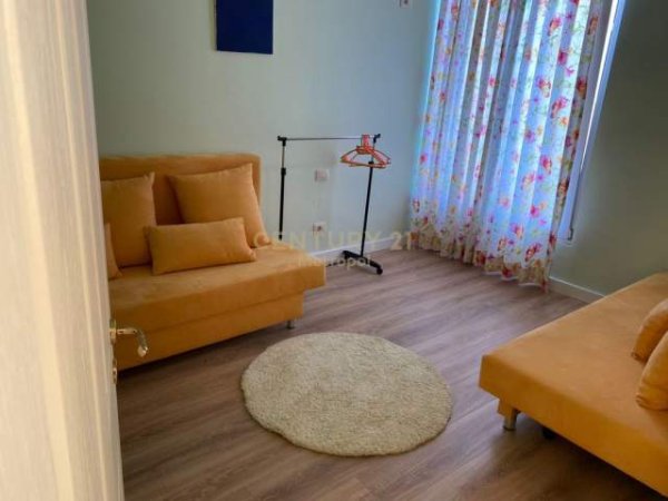 Tirane, jap me qera apartament 3+1+BLK Kati 3, 102 m² 650 Euro (kodra e diellit)