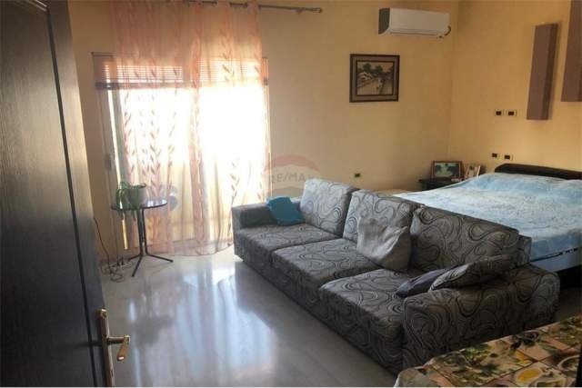 Shqiperi, shes apartament 4+1+BLK Kati 4, 186 m² 200.000 Euro (Jordan Misja, prane Kontaktit)