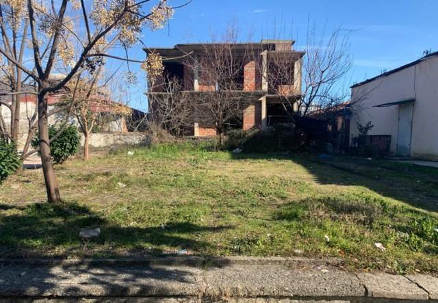 Elbasan, shitet 317 m² 210.000 Euro