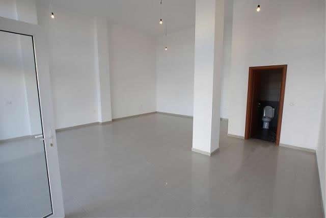 Tirane, shitet ambjent biznesi Kati 0, 60 m² 115.000 Euro (Jordan Misja)