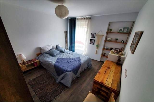Tirane, jepet me qera apartament 2+1 Kati 8, 82 m² 490 Euro (Kompleksit Kontant)