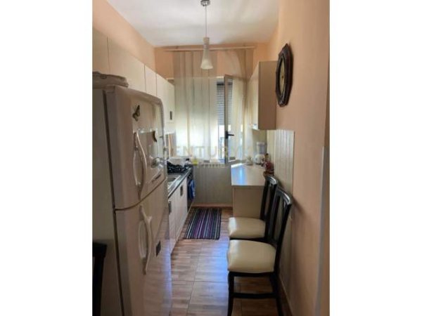 Tirane, shitet apartament 3+1+BLK Kati 2, 93 m² 93.000 Euro (rruga e dibres)