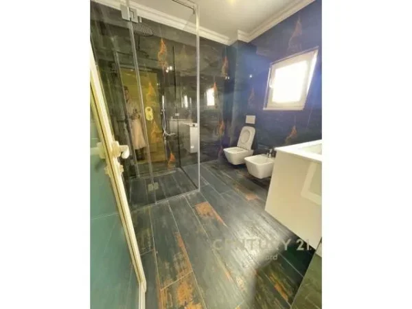 FARKE,JEPET ME QERA VILE 2 KATE 1.500 Euro