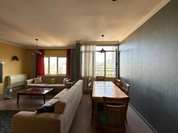 Tirane, shes apartament 3+1+BLK Kati 10, 145 m² 245.000 Euro (Komuna e Parisit)