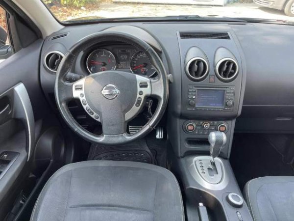 Tirane, shes xhip Nissan QASHQAI +2 Viti 2010, Kambio Automatike