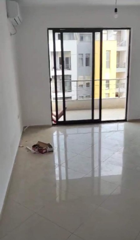 Tirane, shitet apartament 2+1 Kati 5, 107 m² 100.000 Euro (Unaza e Re)