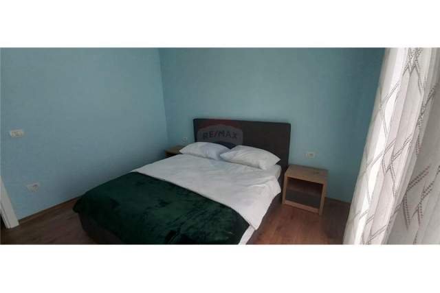 Tirane, jepet me qera apartament duplex 1+1+BLK Kati 5, 75 m² 600 Euro (Bllok)