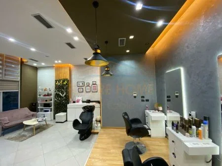 Tirane, shitet ambjent biznesi Kati 0, 47 m² 108.100 Euro (UNAZA E RE)