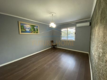 Tirane, jepet me qera apartament 1+1 Kati 2, 60 m² 320 Euro (RRUGA E KAVAJES)