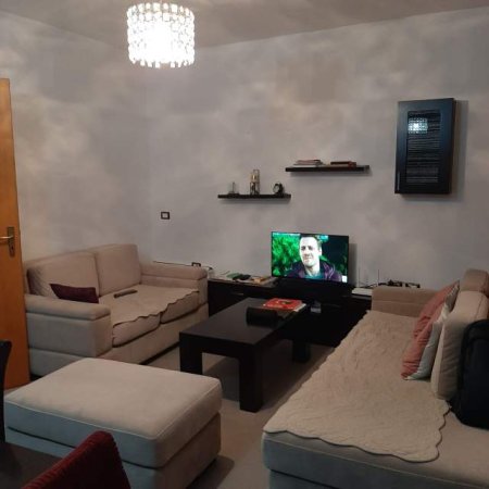 Tirane, jepet me qera apartament 1+1+BLK Kati 4, 66 m² 35.000 Leke (kombinat)