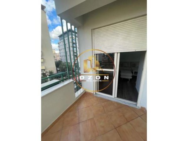 Tirane, jepet me qera apartament 2+1 Kati 2, 92 m² 650 Euro (Rruga e Bogdaneve)